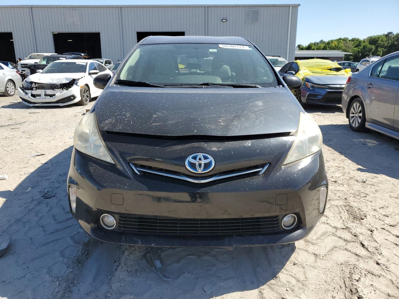 2013 TOYOTA PRIUS V - Image 5