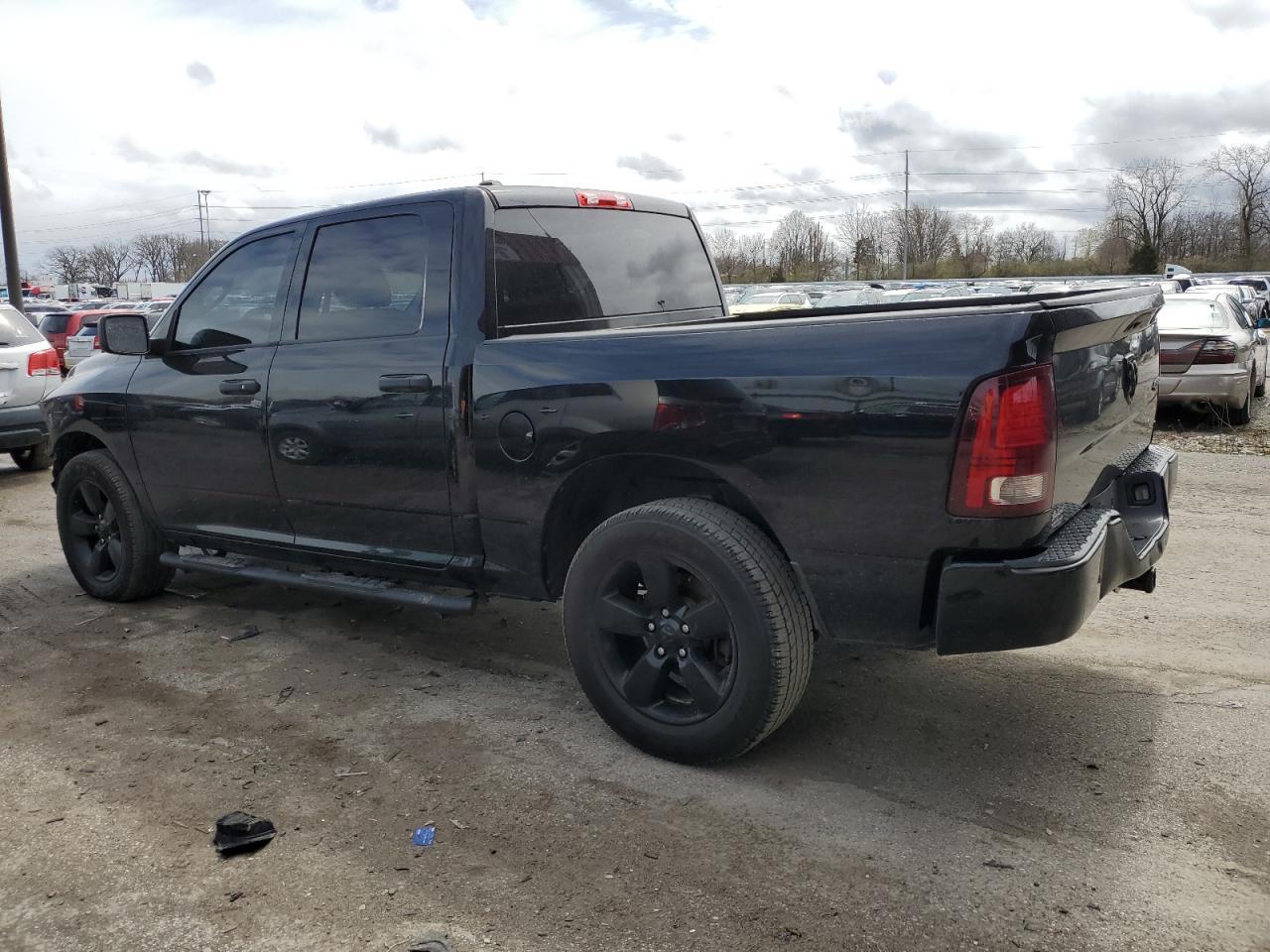 2015 RAM 1500 ST - Фото 2