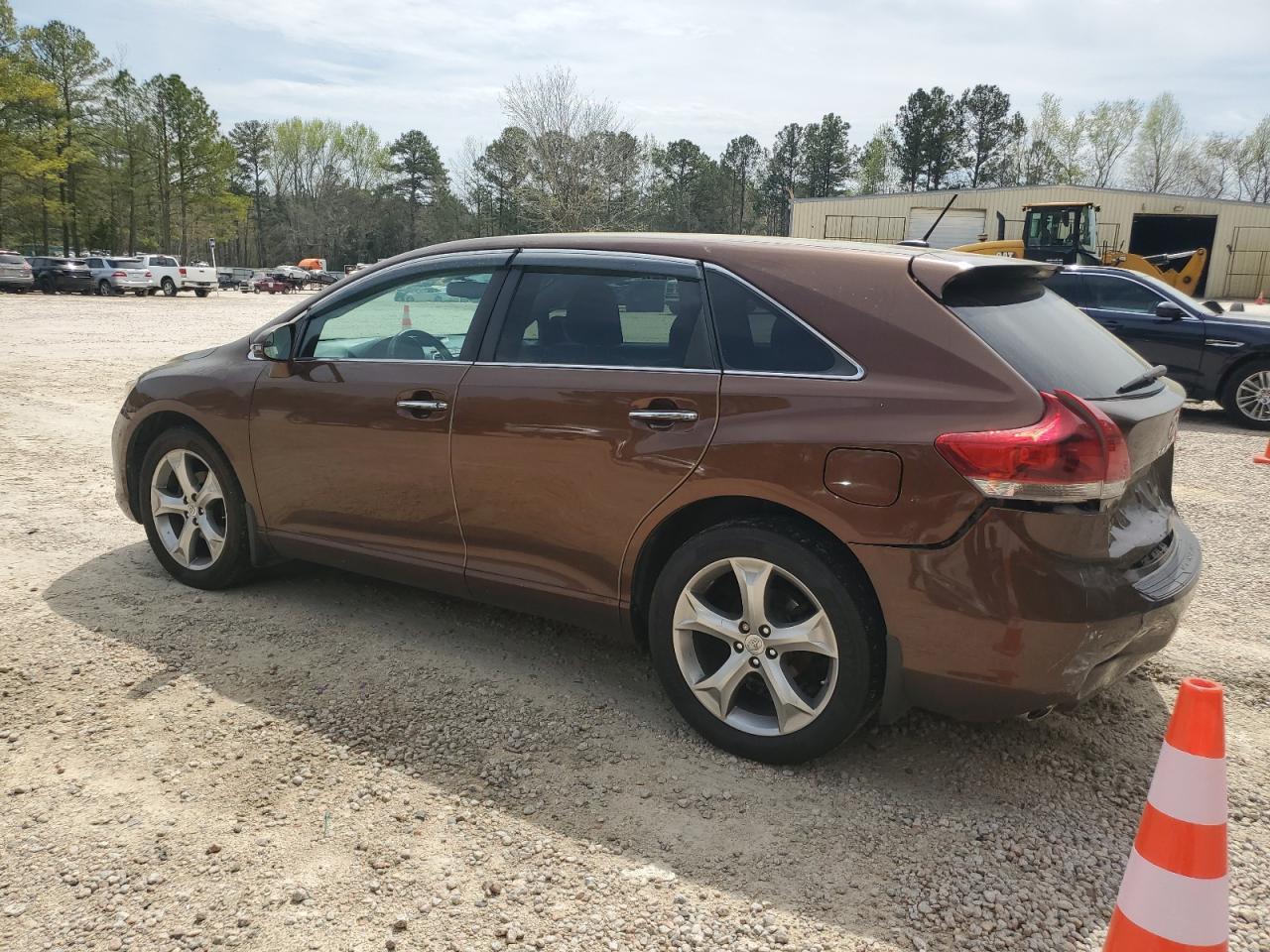 2013 TOYOTA VENZA LE - Фото 2