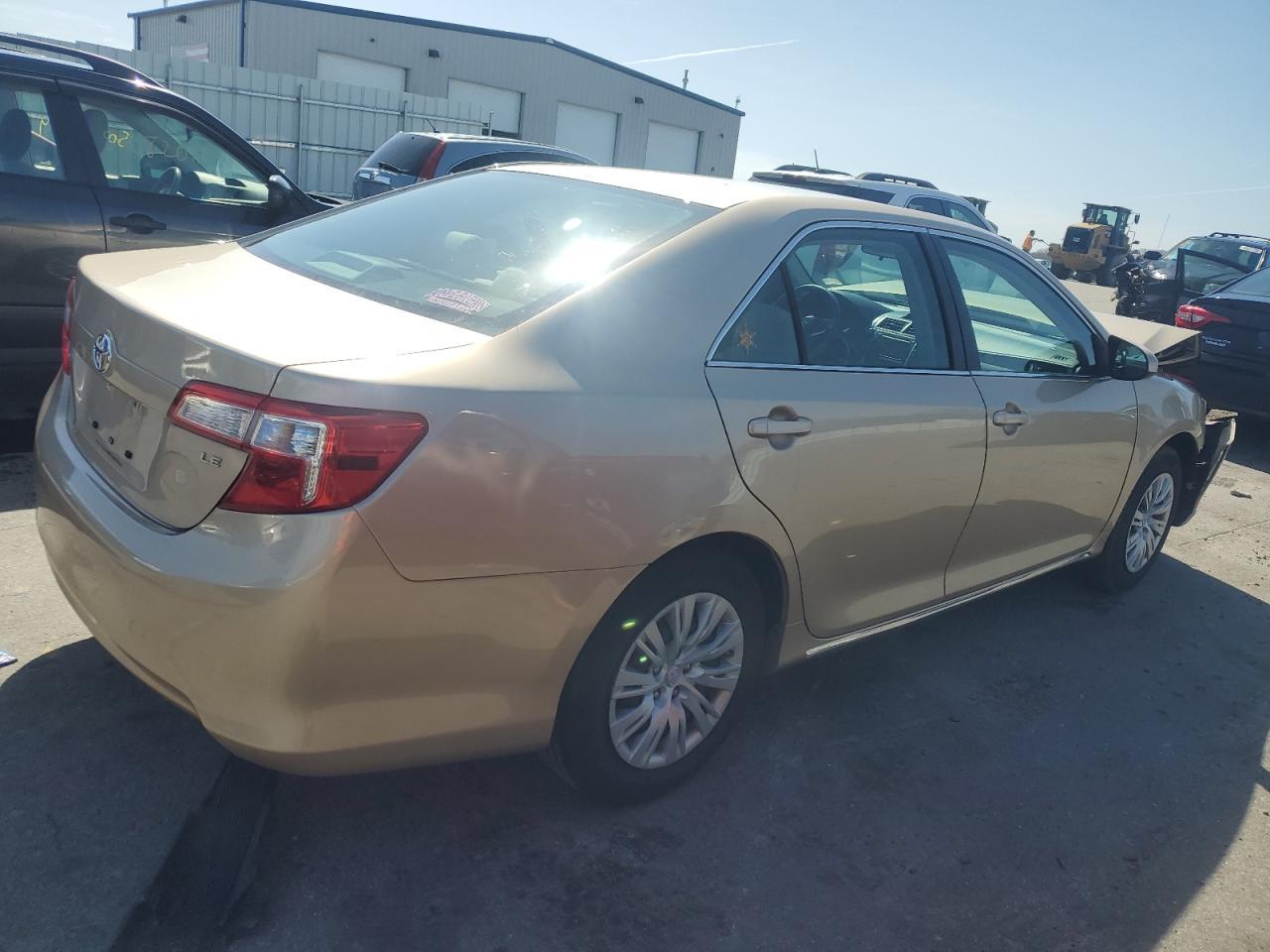 2012 TOYOTA CAMRY BASE - Image 3