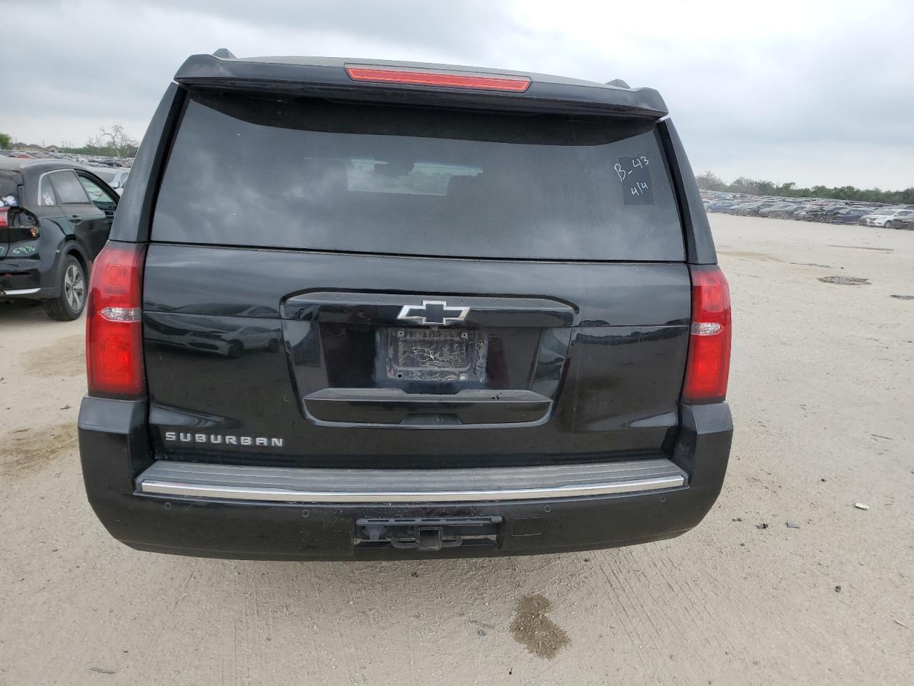 2015 CHEVROLET SUBURBAN C - Фото 6