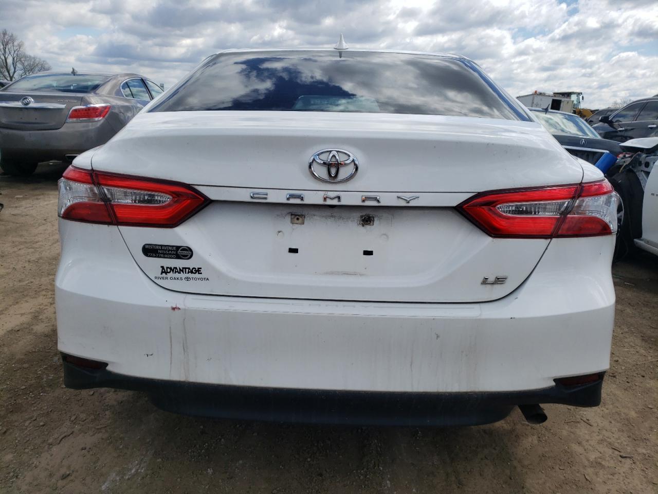 2020 TOYOTA CAMRY LE - Фото 6