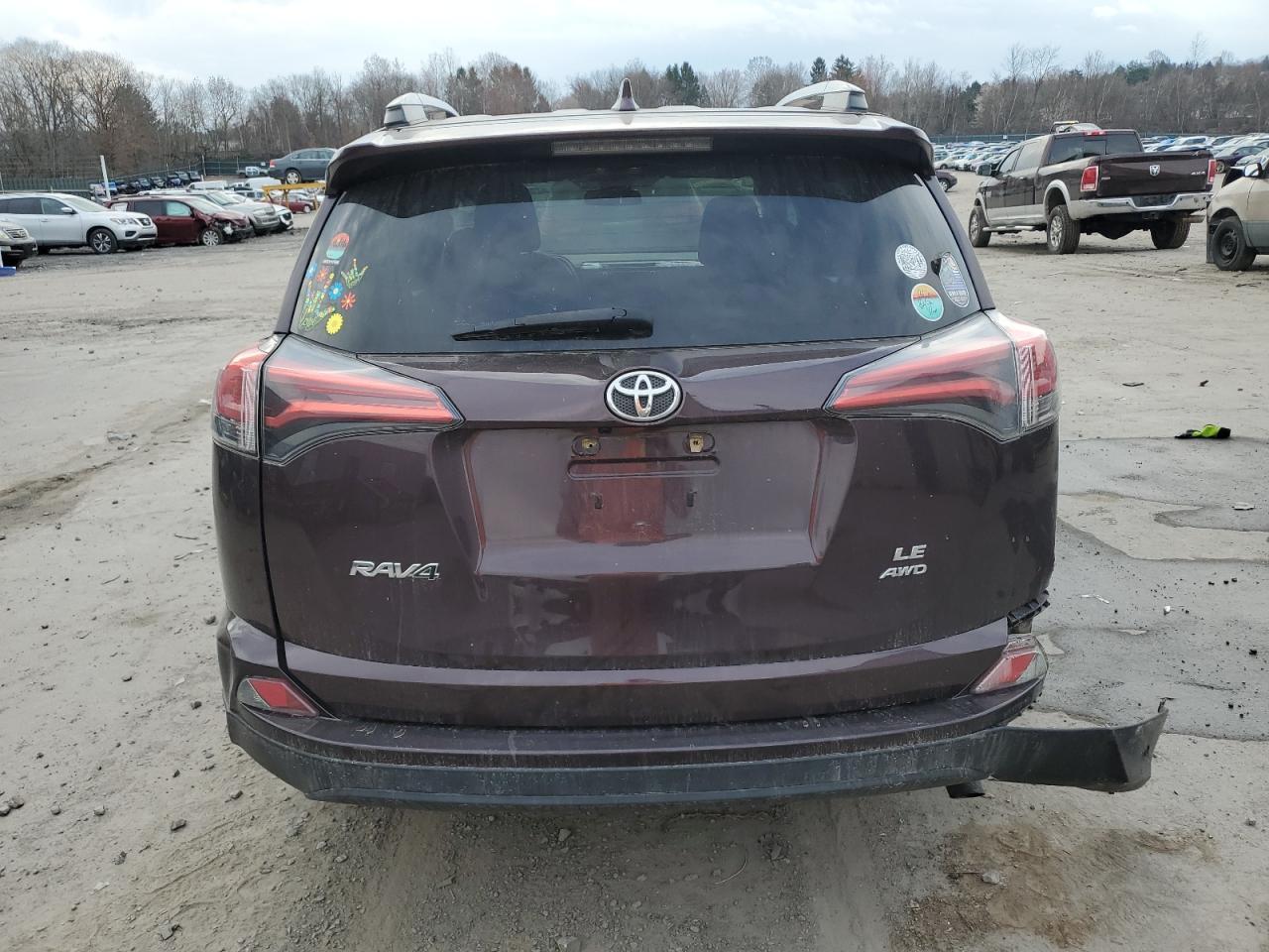 2017 TOYOTA RAV4 LE - Image 6