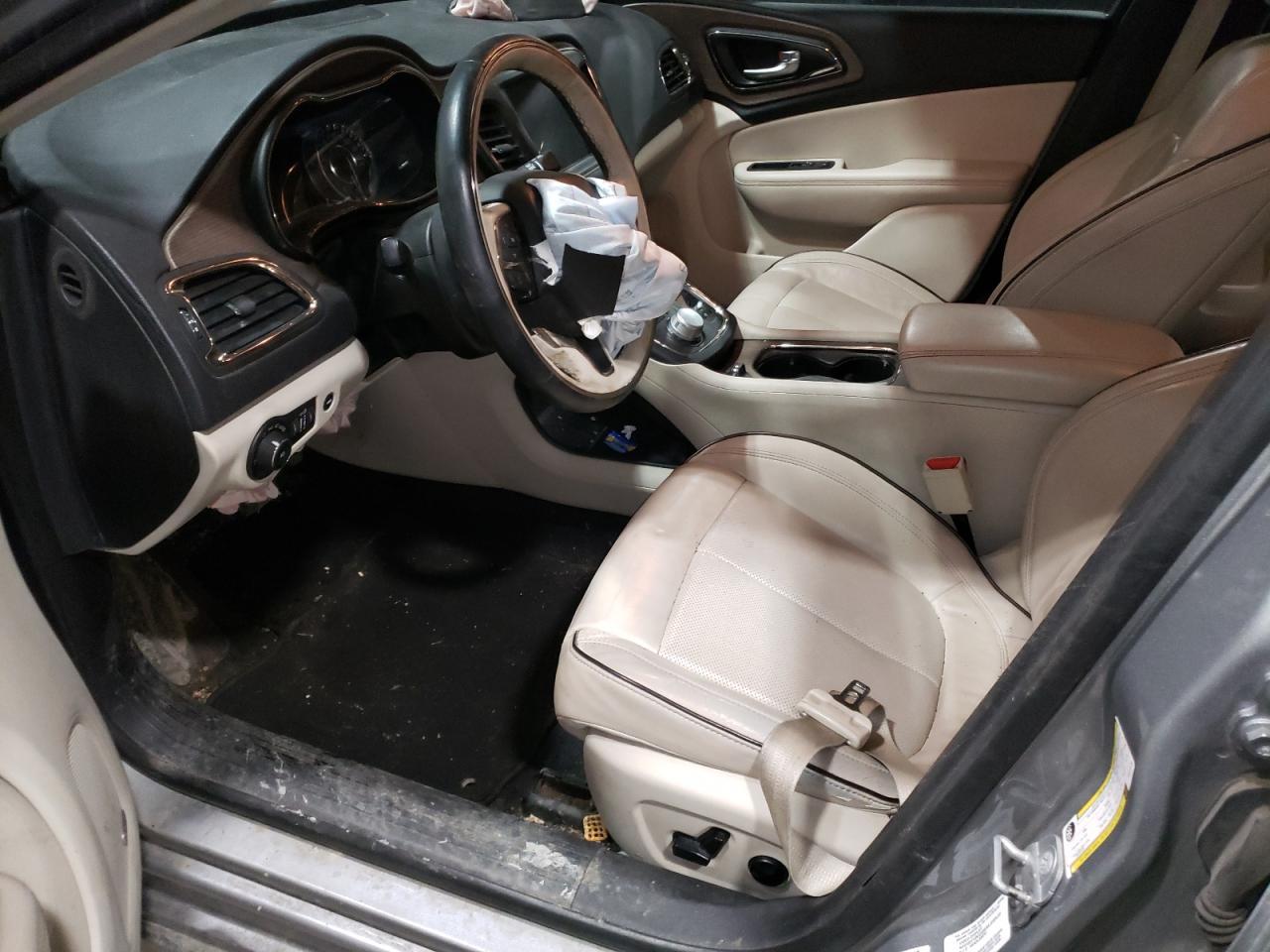 2015 CHRYSLER 200 C - Image 7