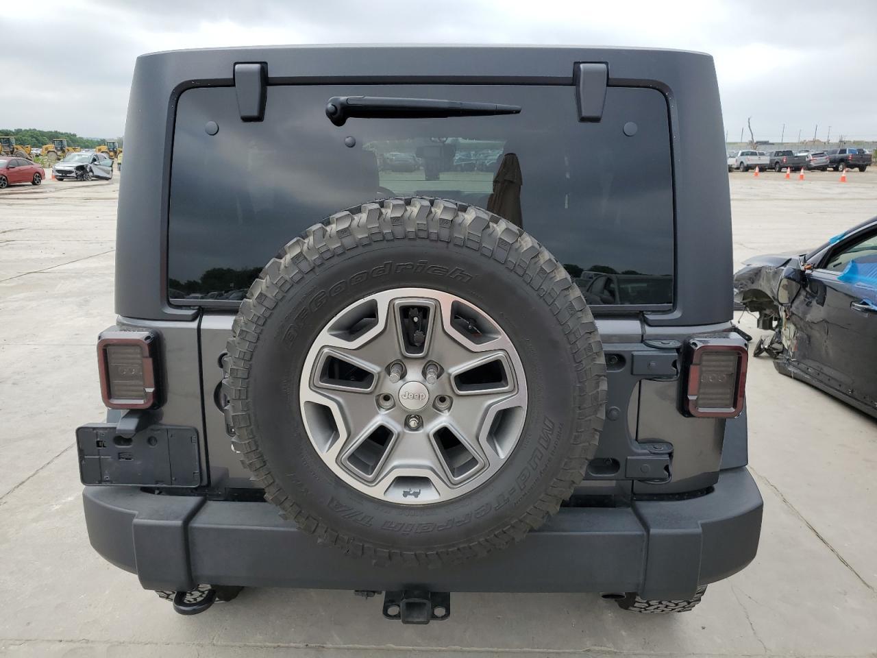 2017 JEEP WRANGLER U - Image 6