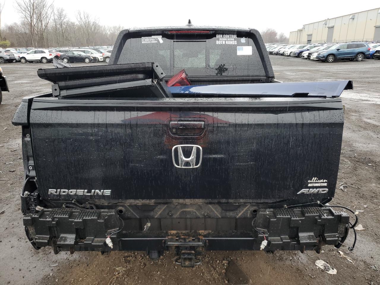 2017 HONDA RIDGELINE - Фото 6