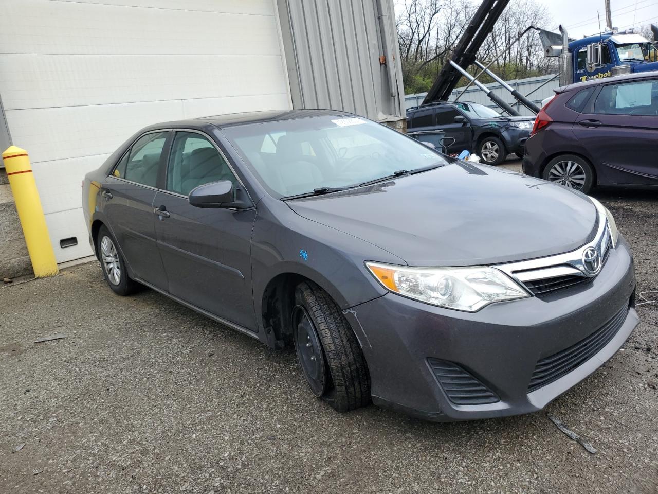 2013 TOYOTA CAMRY L - Image 4