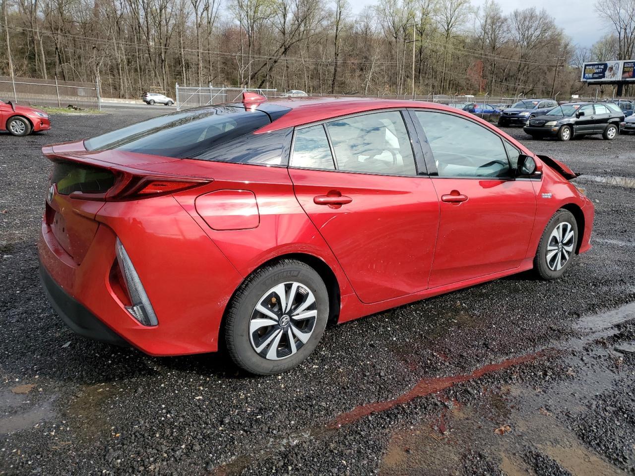 2018 TOYOTA PRIUS PRIM - Image 3