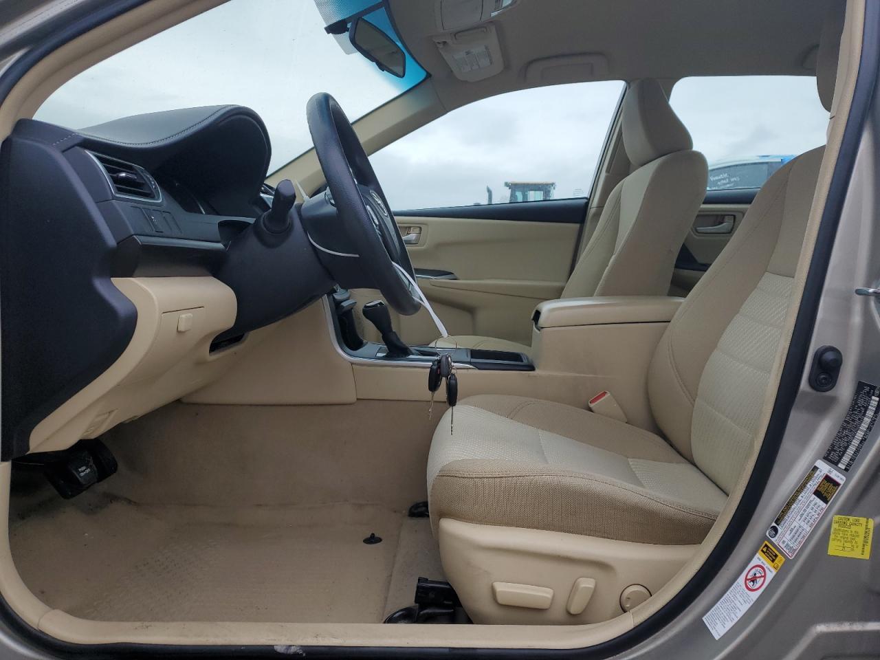 2017 TOYOTA CAMRY LE - Image 7