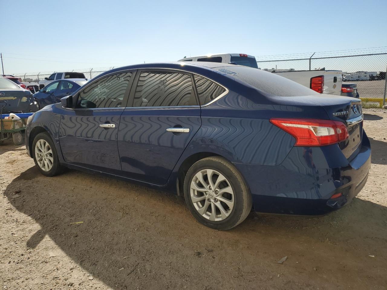 2017 NISSAN SENTRA S - Фото 2