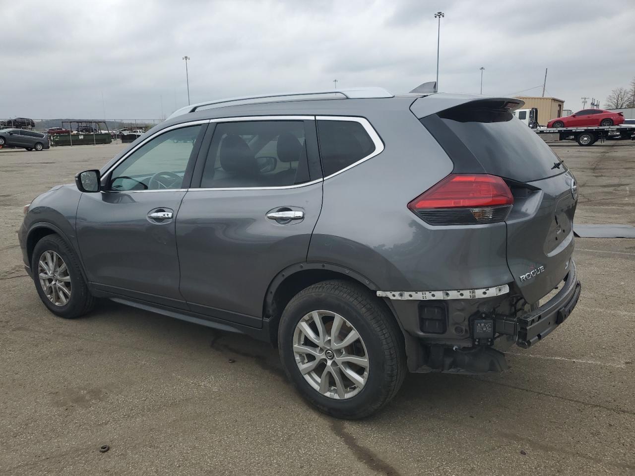 2017 NISSAN ROGUE S - Фото 2