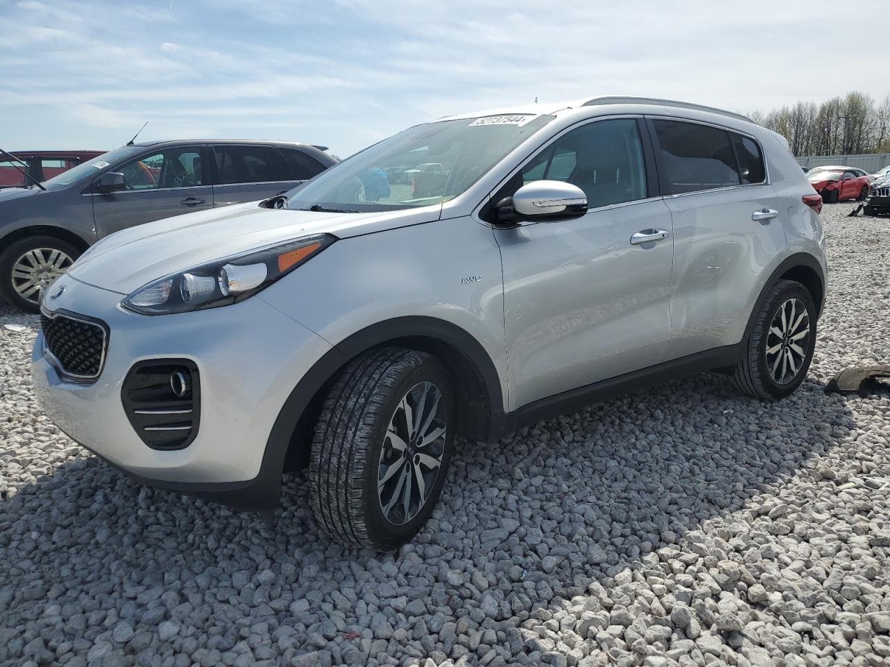 2019 KIA SPORTAGE E car image