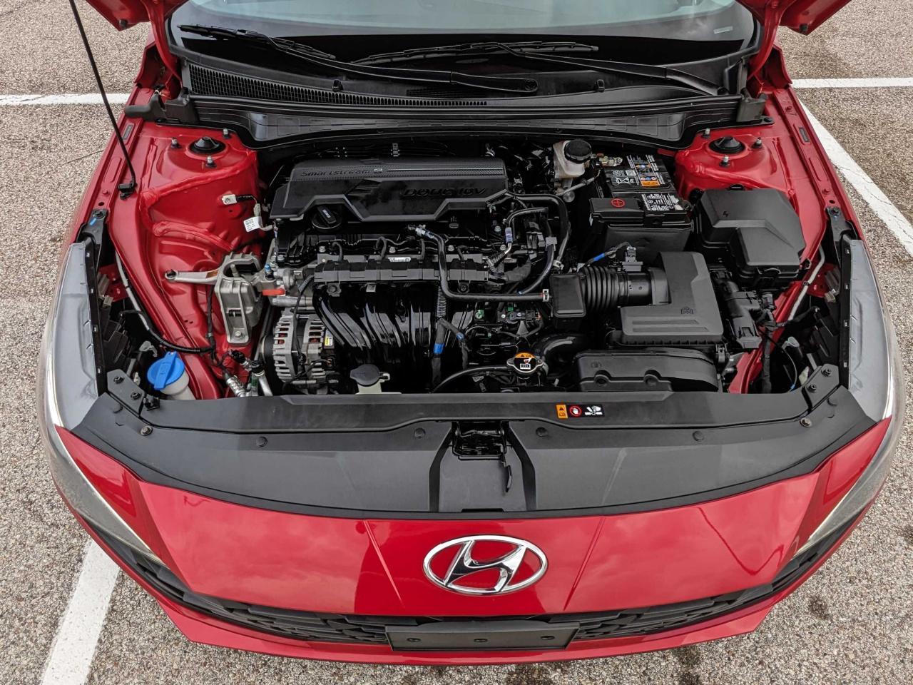 2023 HYUNDAI ELANTRA SE - Image 7