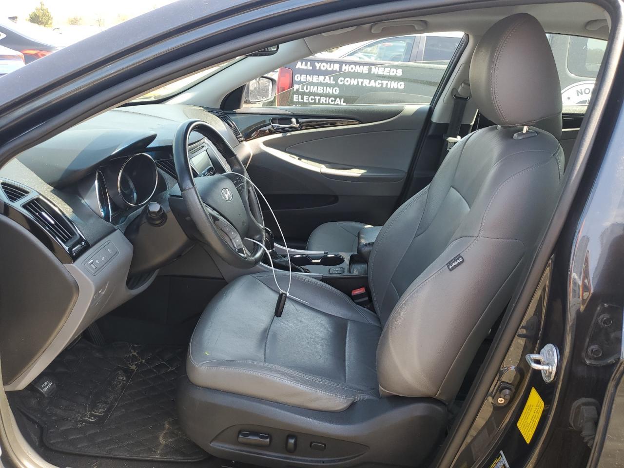 2011 HYUNDAI SONATA SE - Image 7