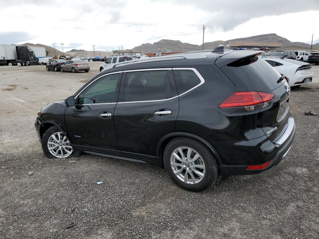 2017 NISSAN ROGUE SV H - Фото 2