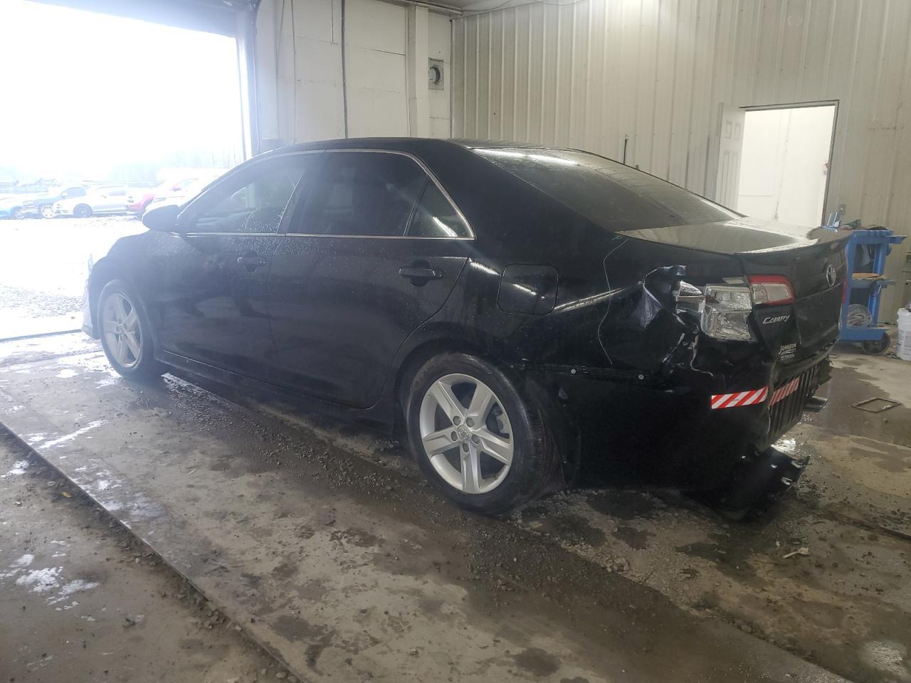 2014 TOYOTA CAMRY L - Фото 2
