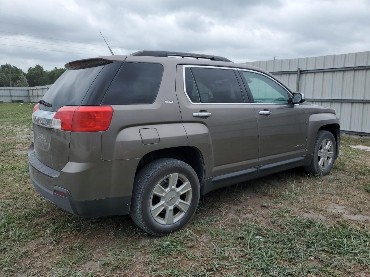 2012 GMC TERRAIN SL - Image 3