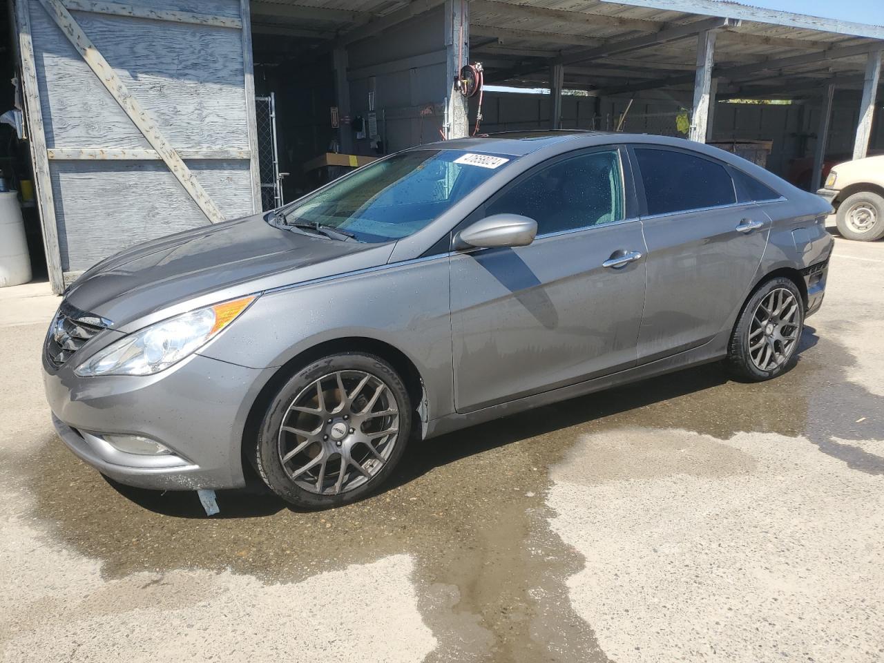 2013 HYUNDAI SONATA SE