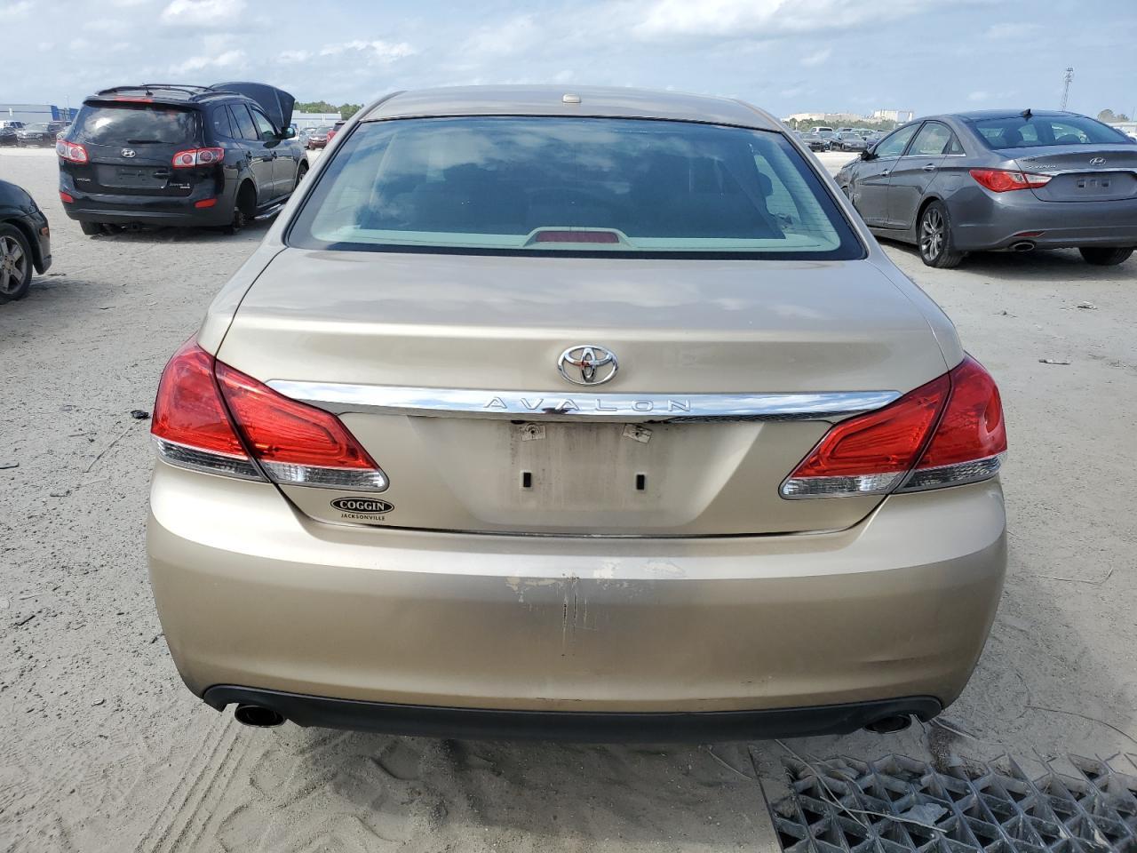 2011 TOYOTA AVALON BAS - Image 6