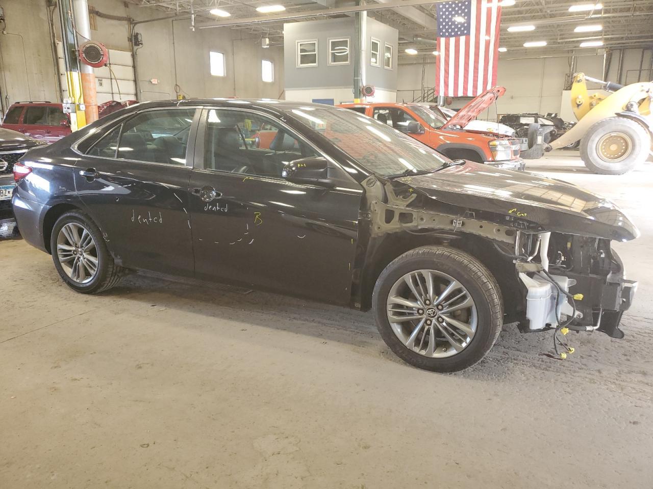 2016 TOYOTA CAMRY LE - Фото 4