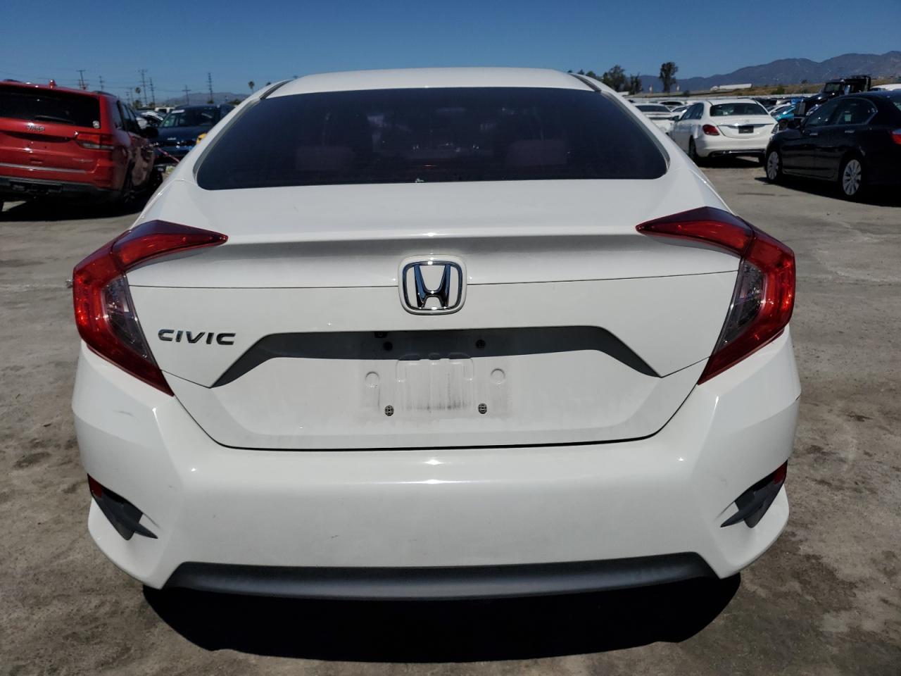 2017 HONDA CIVIC LX - Фото 6