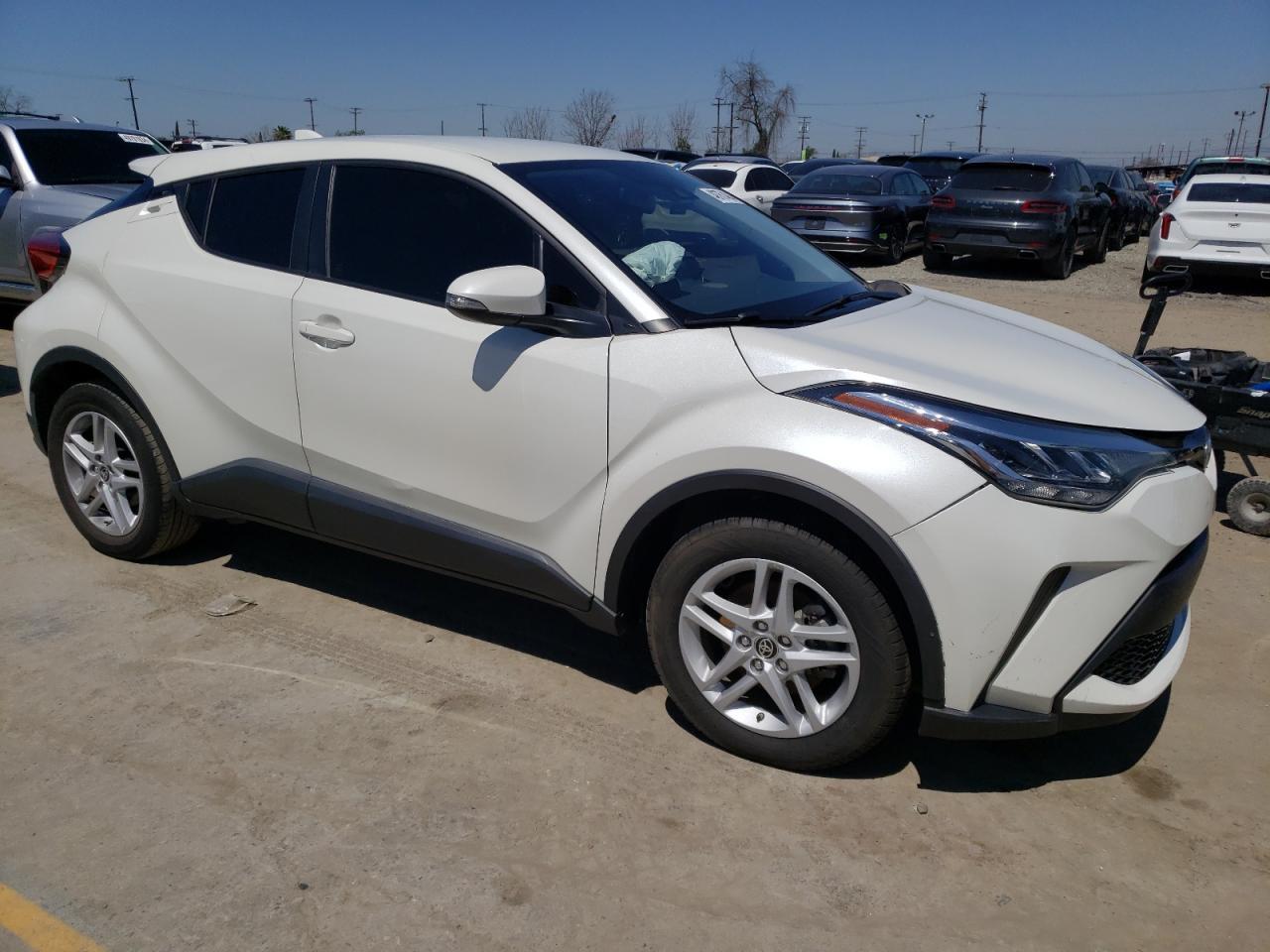 2021 TOYOTA C-HR XLE - Фото 4