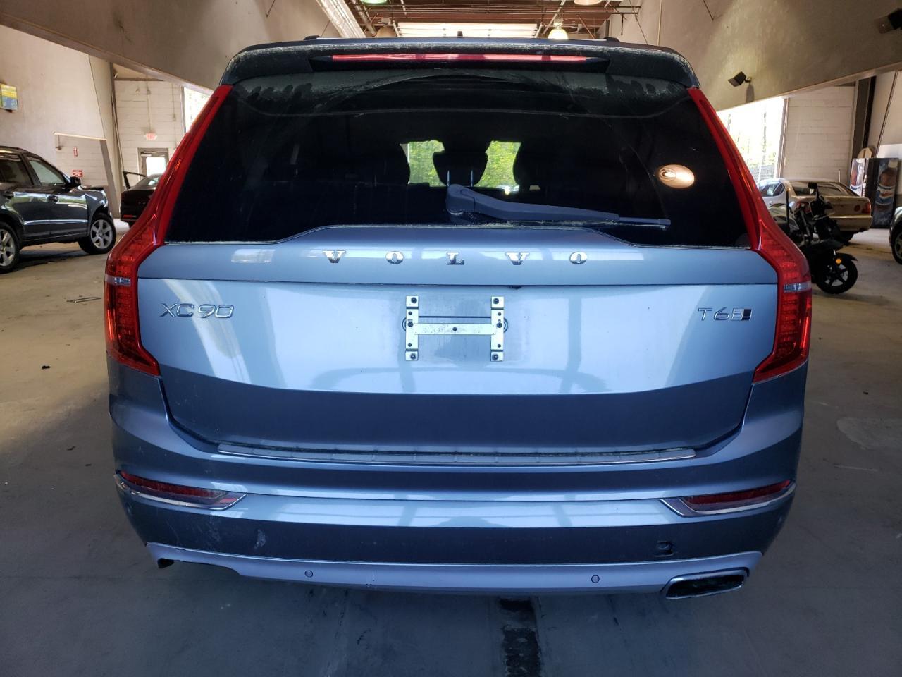 2016 VOLVO XC90 T6 - Фото 6