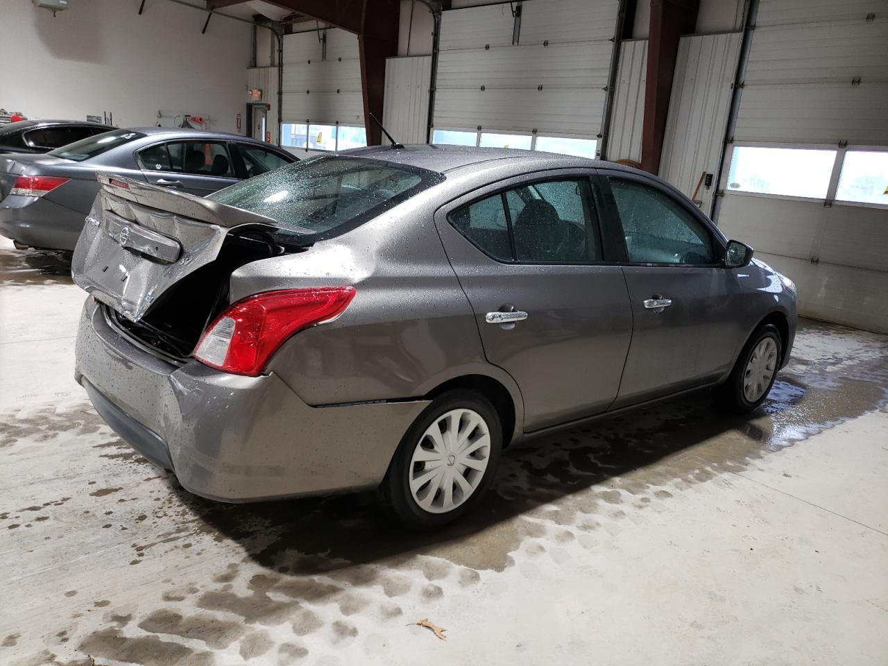 2016 NISSAN VERSA S - Image 3