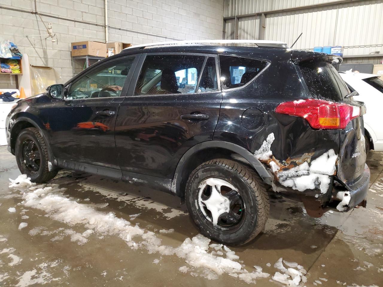2014 TOYOTA RAV4 LE - Image 2