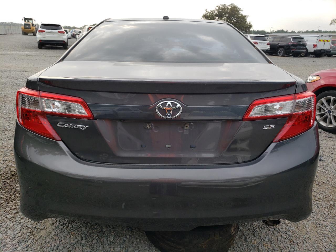 2014 TOYOTA CAMRY L - Фото 6