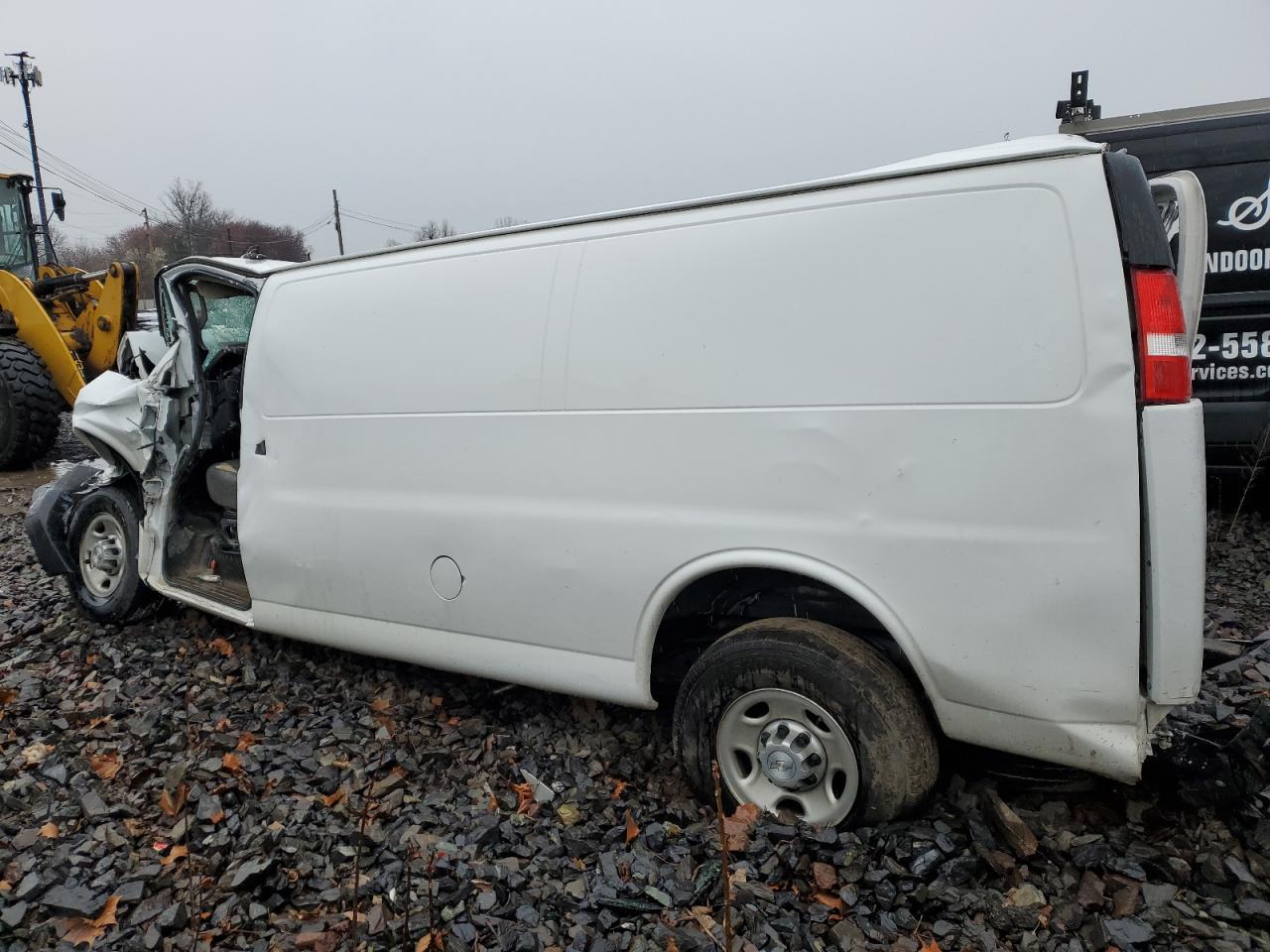 2018 CHEVROLET EXPRESS G2 - Фото 2