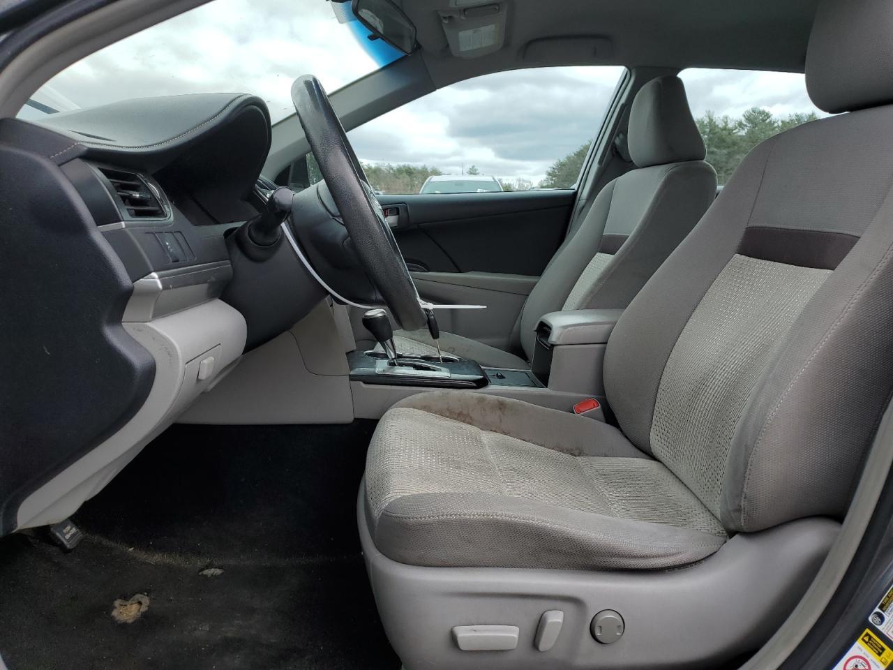 2014 TOYOTA CAMRY L - Фото 7