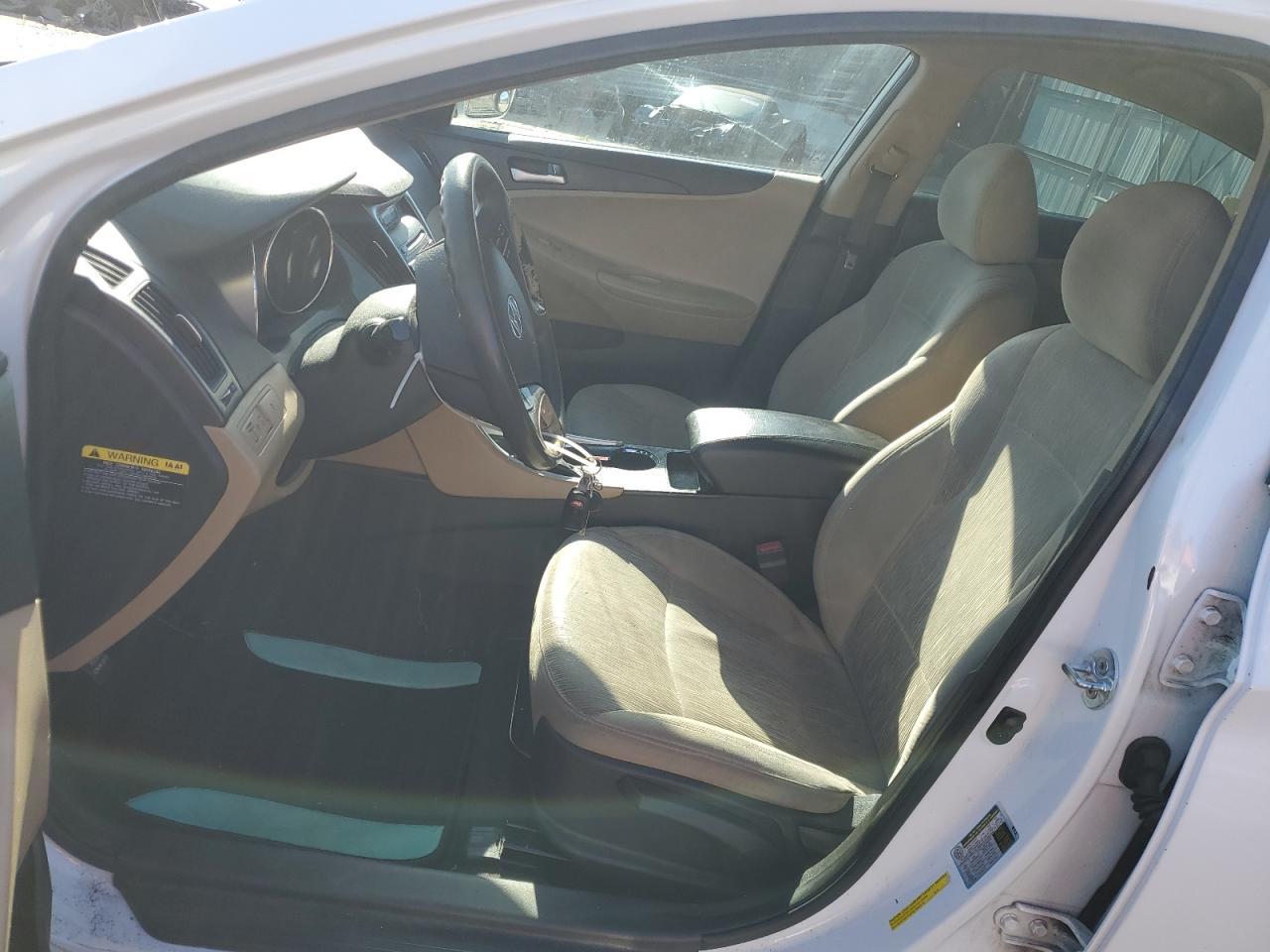 2013 HYUNDAI SONATA GLS - Image 7