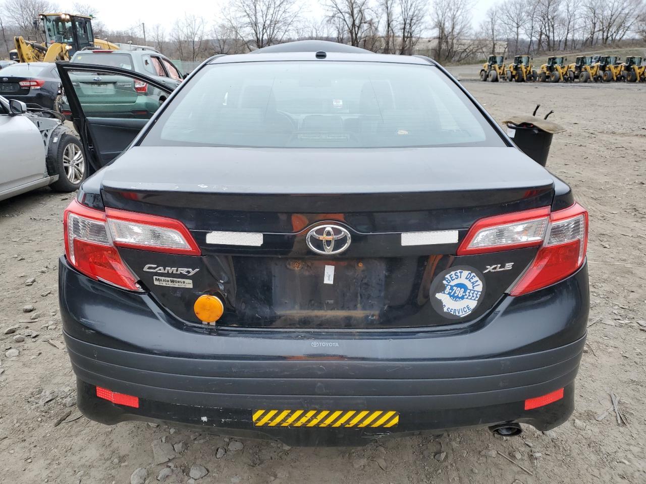 2013 TOYOTA CAMRY L - Image 6