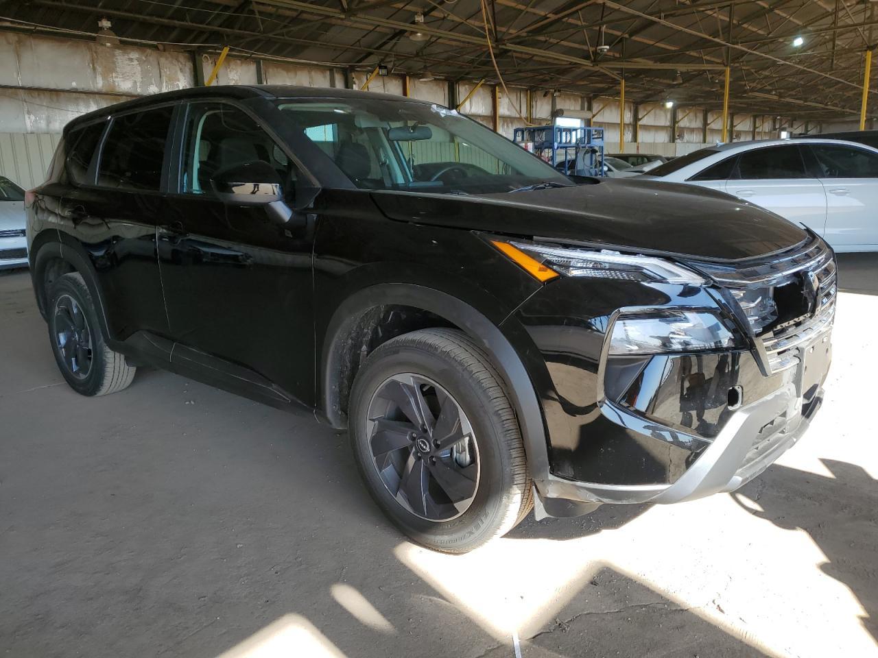 2024 NISSAN ROGUE SV - Image 4