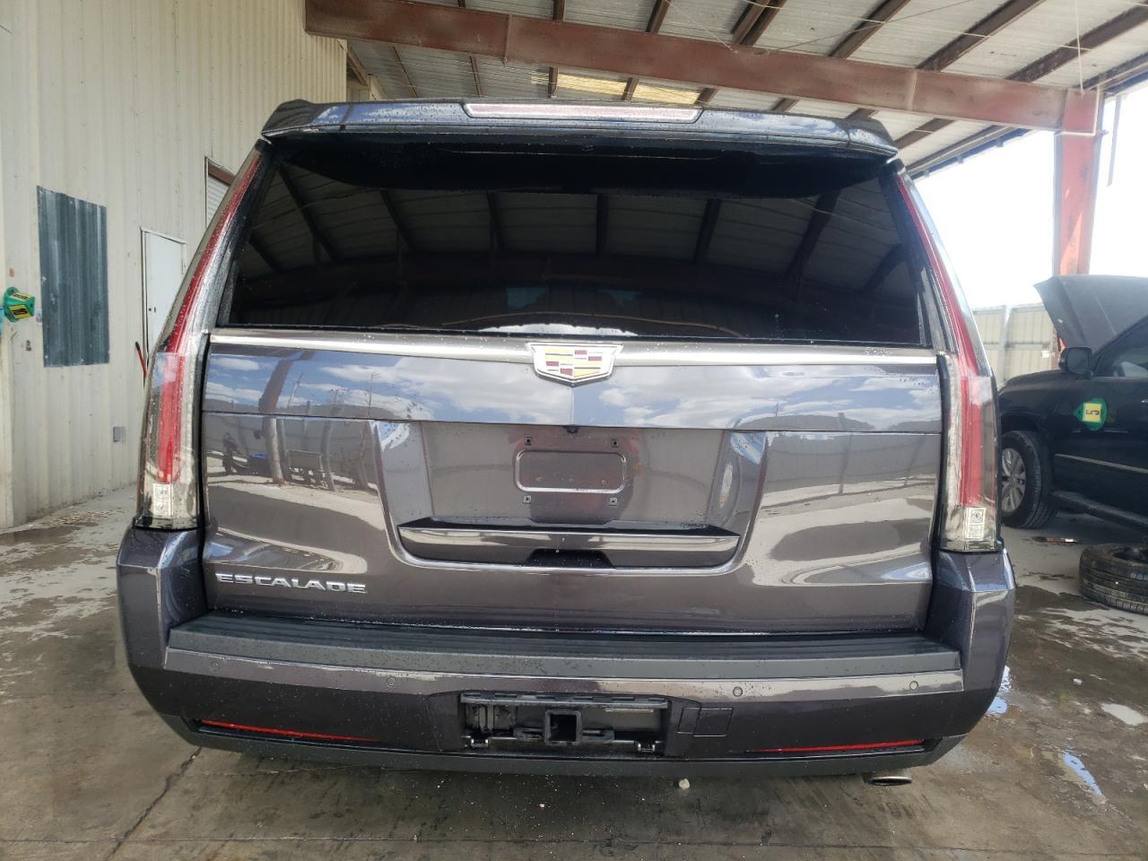 2016 CADILLAC ESCALADE P - Image 6