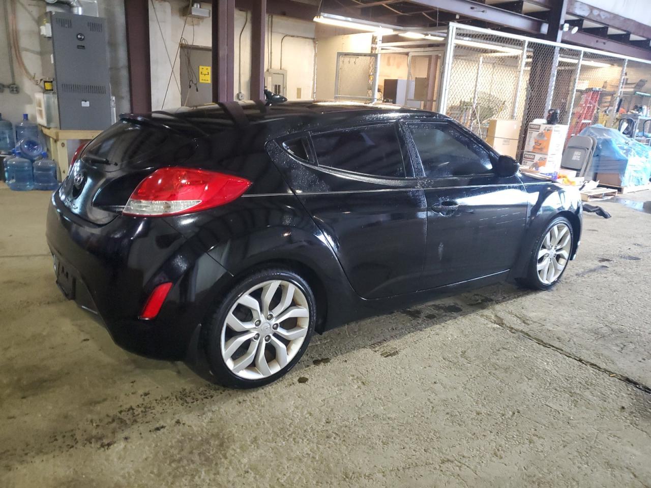 2013 HYUNDAI VELOSTER - Фото 3