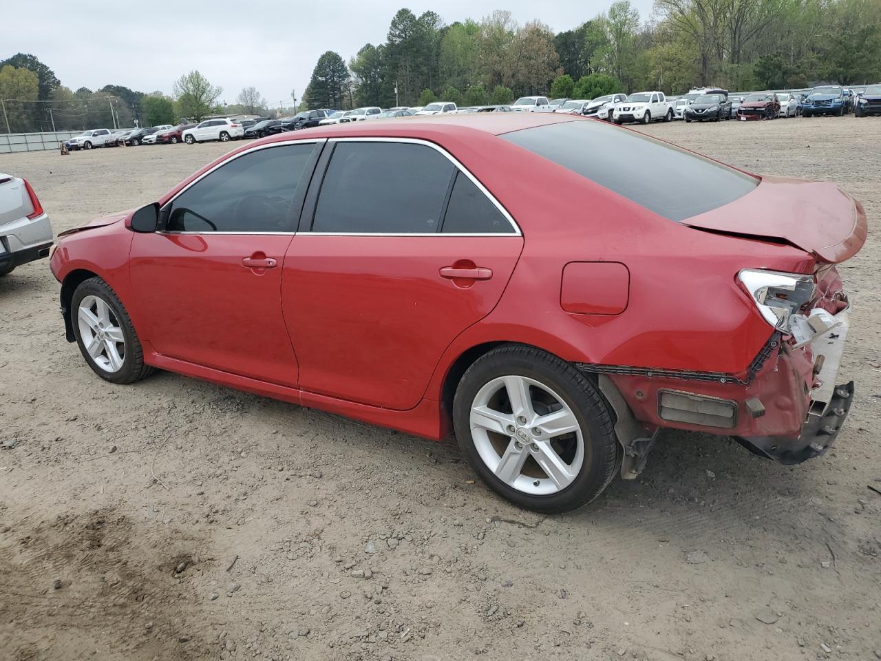 2014 TOYOTA CAMRY L - Image 2