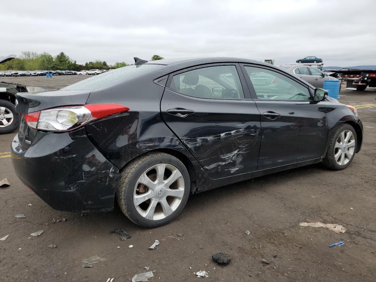 2013 HYUNDAI ELANTRA GL - Image 3