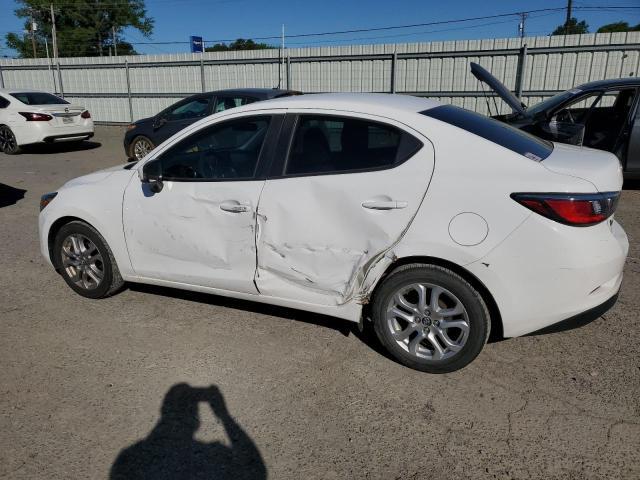 2017 Toyota Yaris Ia - Фото 2