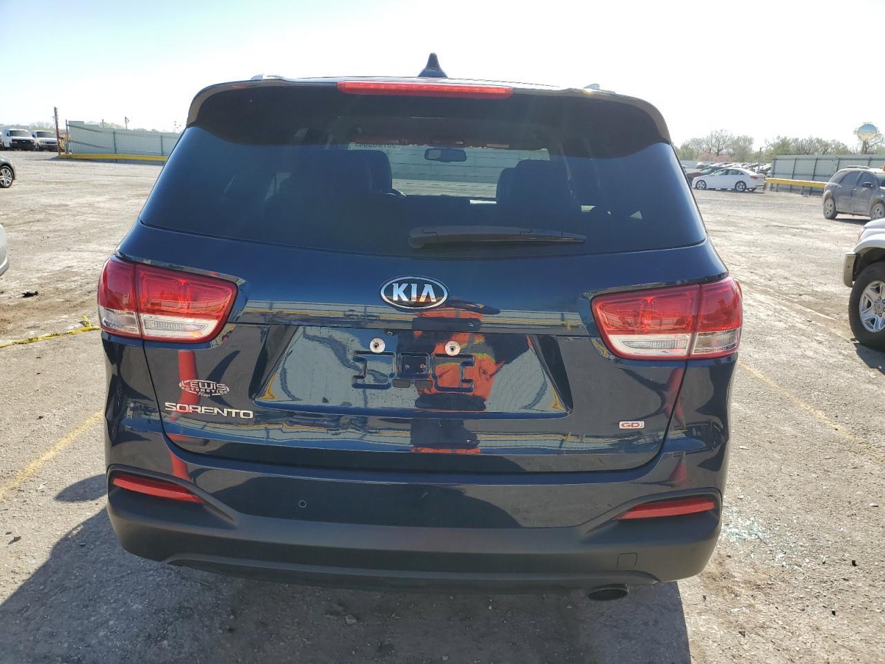 2017 KIA SORENTO LX - Фото 6