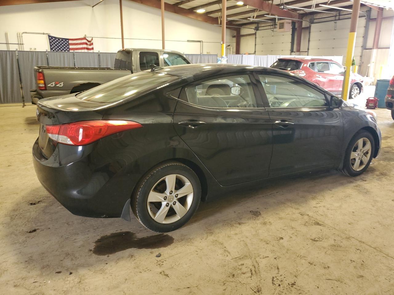 2013 HYUNDAI ELANTRA GL - Image 3