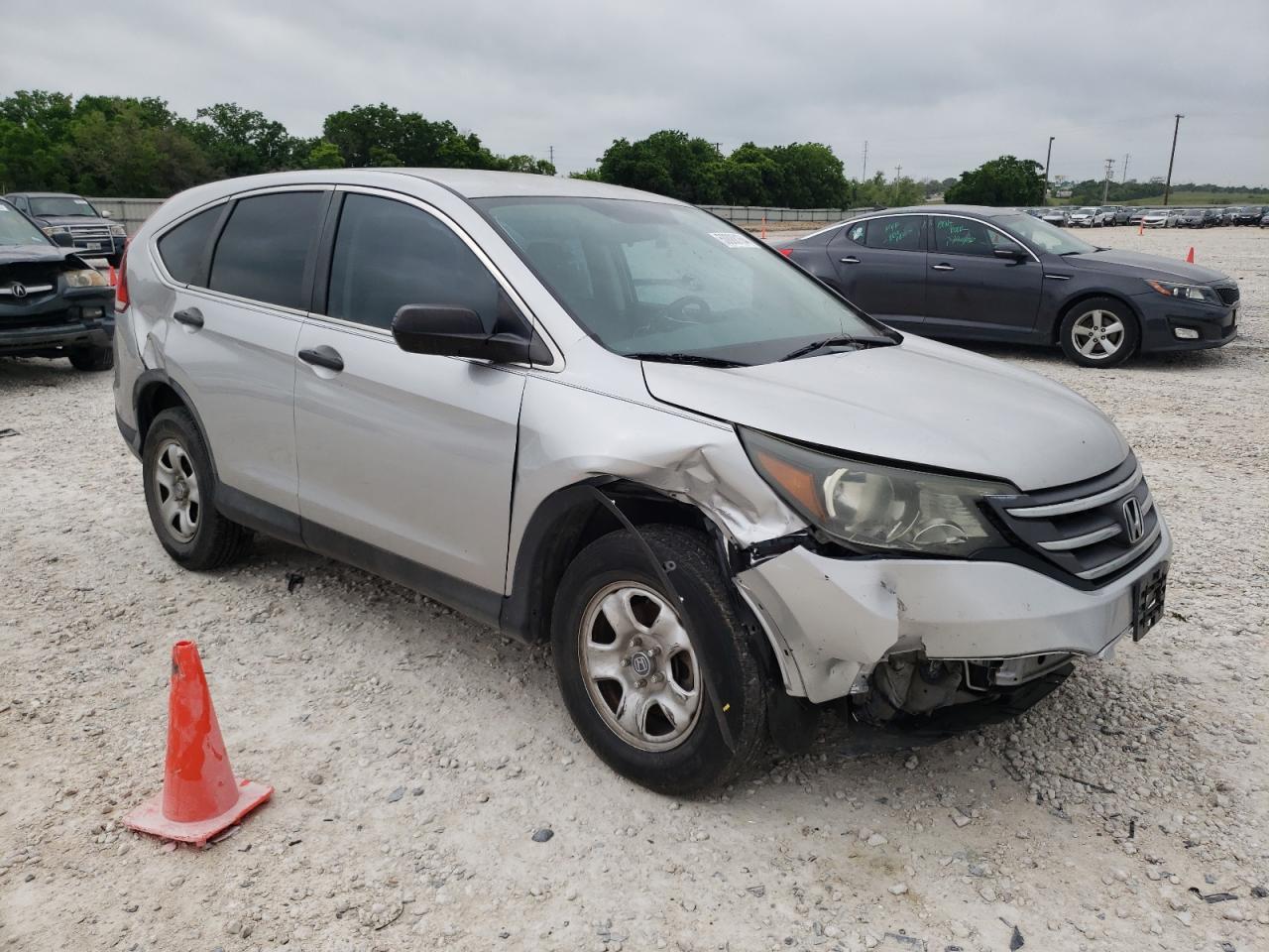 2013 HONDA CR-V LX - Image 4