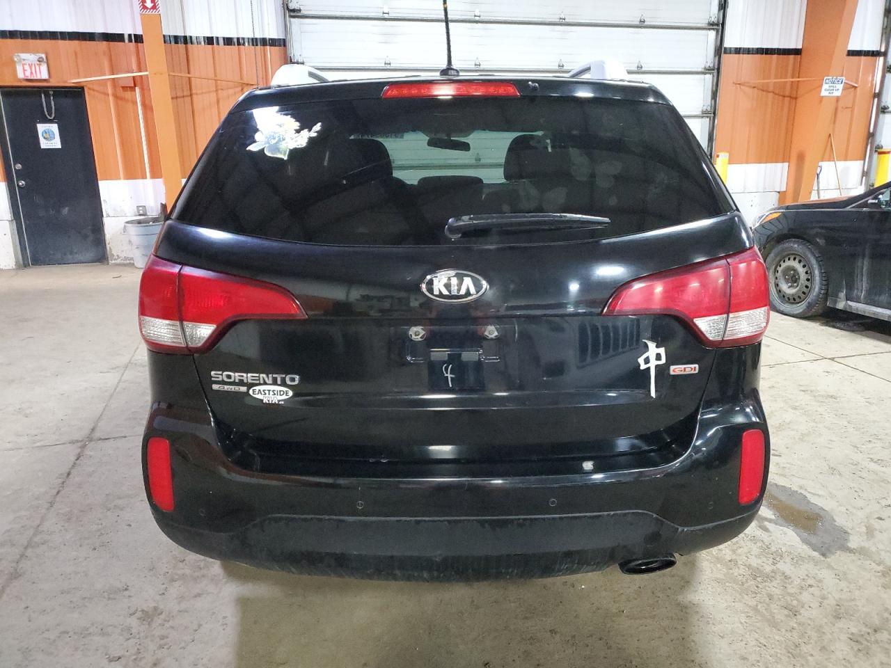 2014 KIA SORENTO LX - Image 6