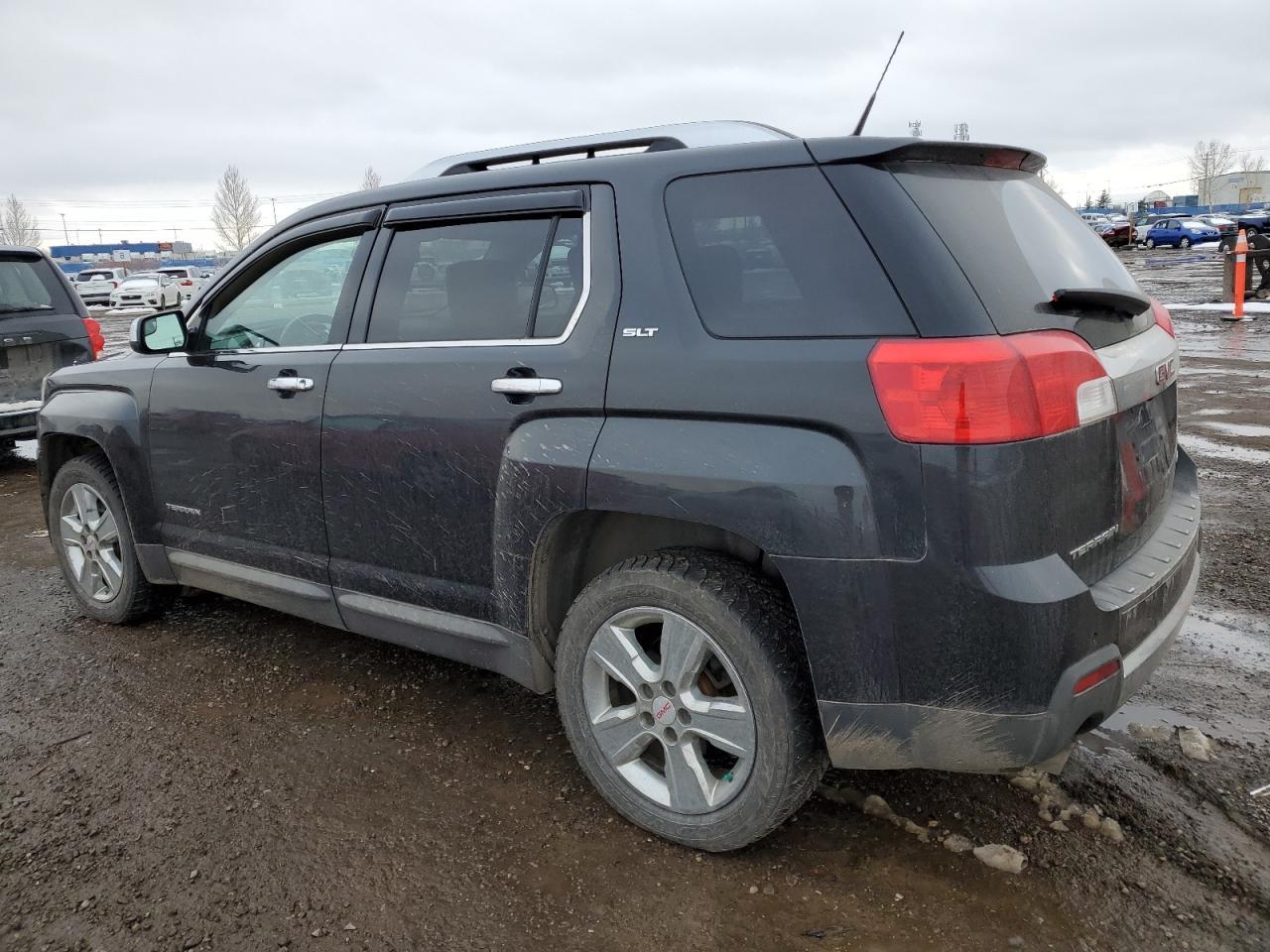2012 GMC TERRAIN SL - Image 2