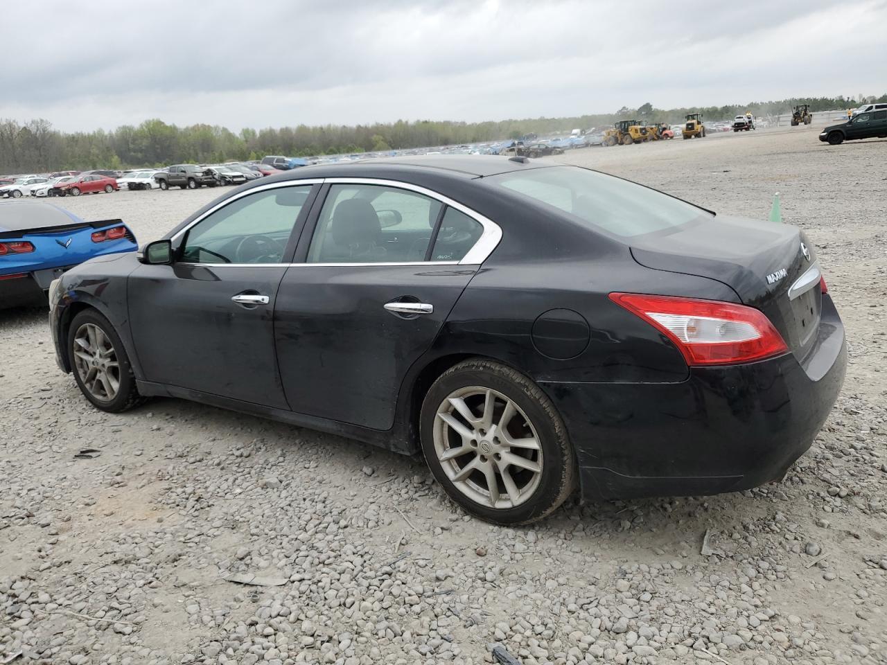 2011 NISSAN MAXIMA S - Фото 2