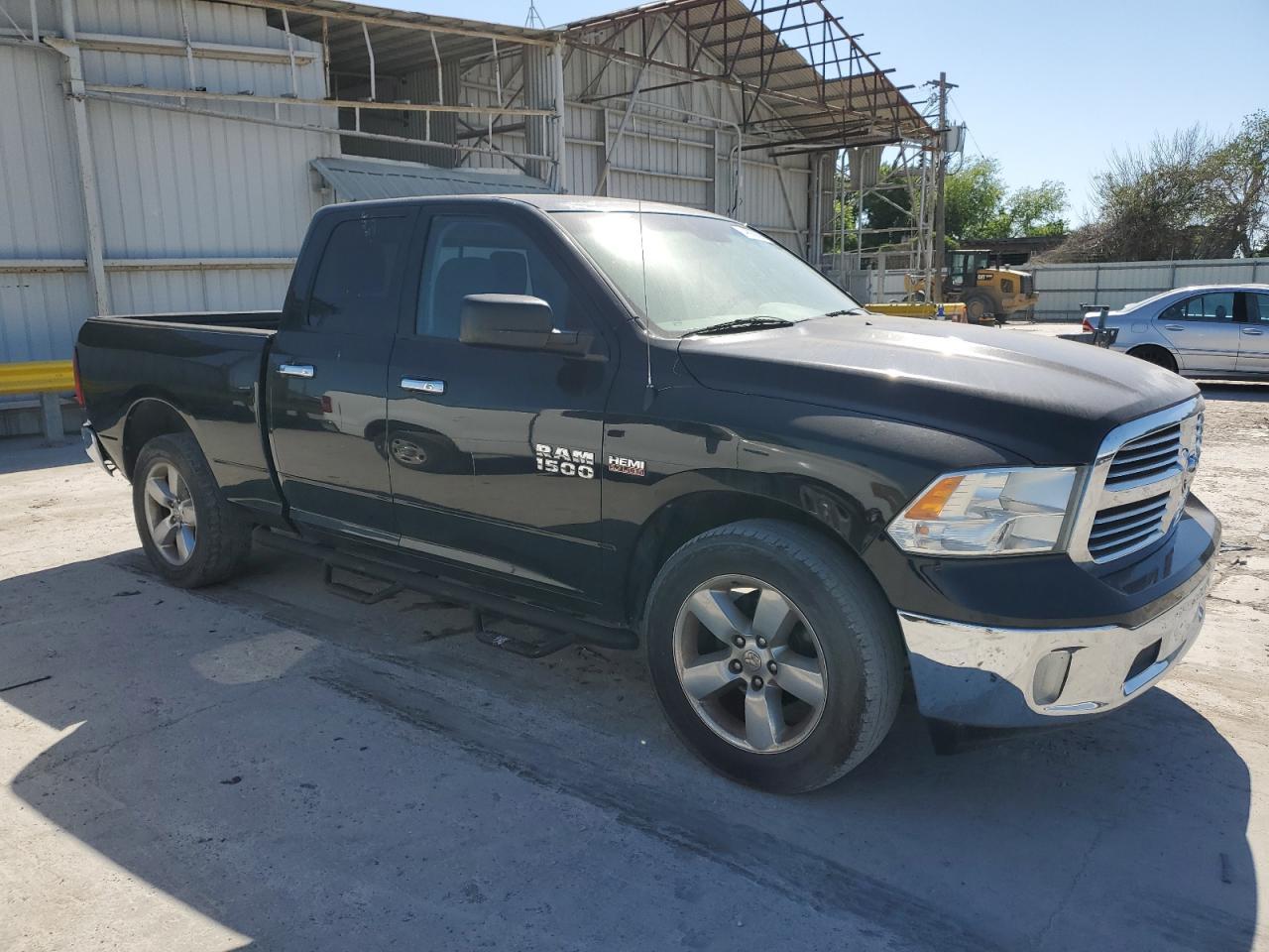2014 RAM 1500 SLT - Image 4