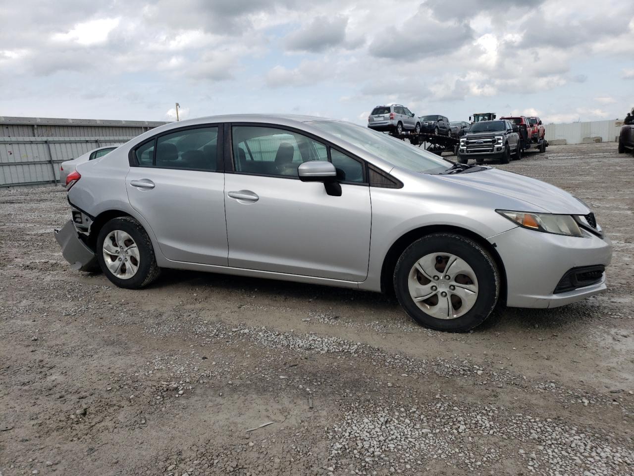 2015 HONDA CIVIC LX - Фото 4