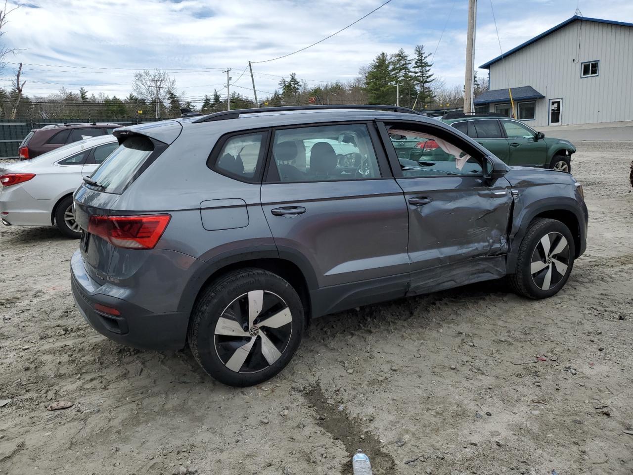 2023 VOLKSWAGEN TAOS S - Фото 3