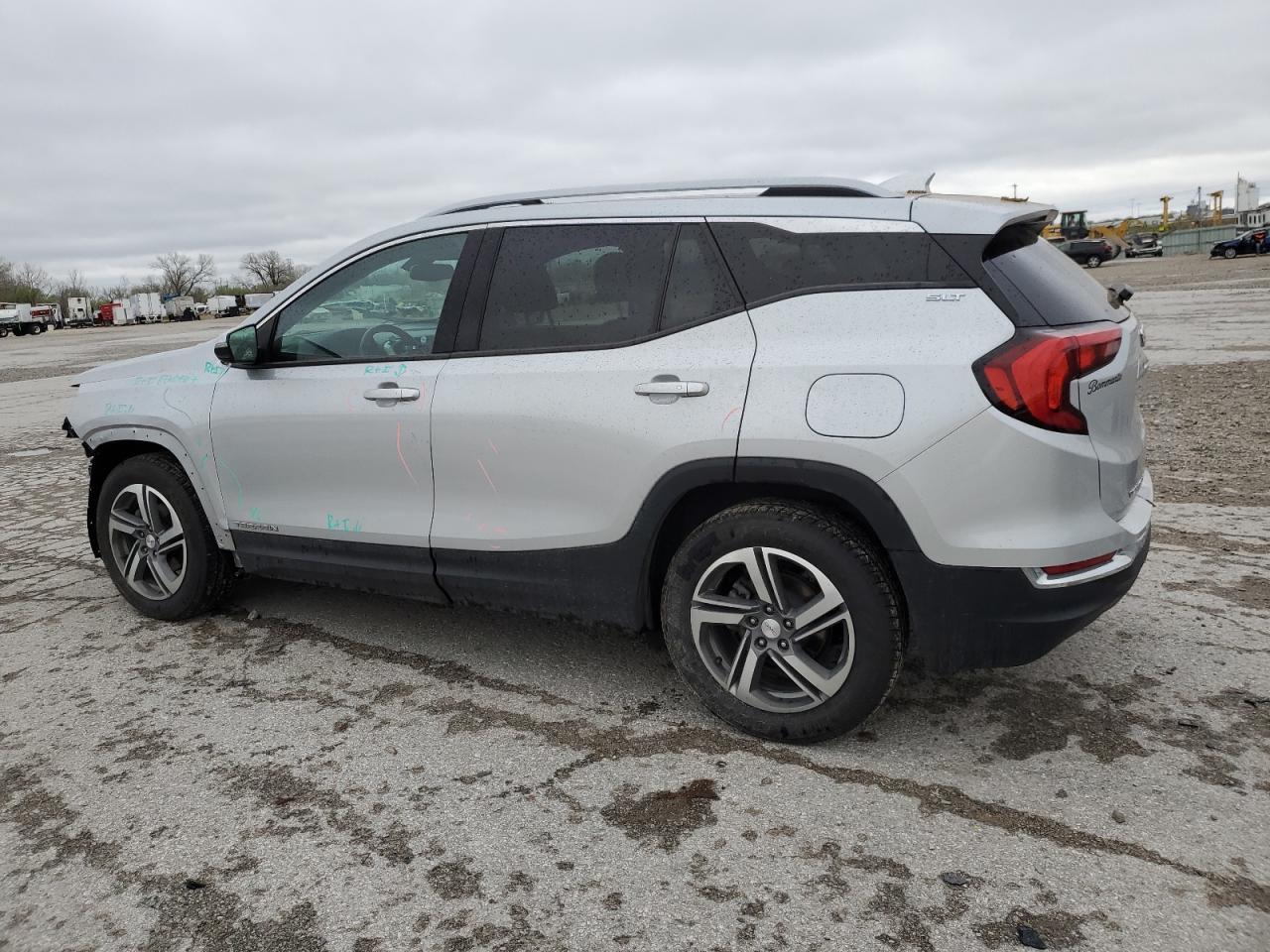 2019 GMC TERRAIN SL - Image 2